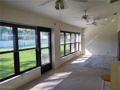 MOTIVATED SELLER! MAKE AN OFFER! This 2-bedroom+den / 2 bath on Myerlee Country Club in Florida - for sale on GolfHomes.com, golf home, golf lot