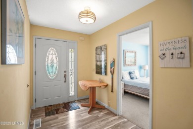 Come and enjoy this fully furnished, 3 bedroom, 2.5 bath, former on Ocean Point Golf Links in South Carolina - for sale on GolfHomes.com, golf home, golf lot