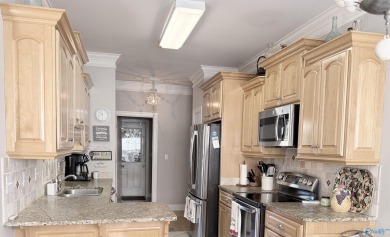 Maintenance free living at its finest! Stunning 3BR/2BA on Blackberry Trail Golf Course in Alabama - for sale on GolfHomes.com, golf home, golf lot