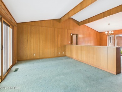 Welcome to an investor's dream! This offering includes a on Whispering Pines Golf Course in North Carolina - for sale on GolfHomes.com, golf home, golf lot