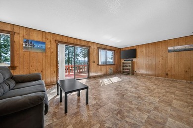 Meticulously Maintained Lake Almanor West Home Backing to USFS on Lake Almanor West Golf Course in California - for sale on GolfHomes.com, golf home, golf lot