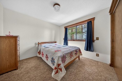 Meticulously Maintained Lake Almanor West Home Backing to USFS on Lake Almanor West Golf Course in California - for sale on GolfHomes.com, golf home, golf lot