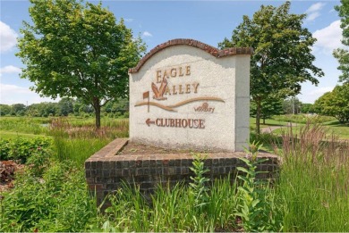 Easy living, right in the heart of Woodbury.
This 2-bed, 2-bath on Eagle Valley Golf Course in Minnesota - for sale on GolfHomes.com, golf home, golf lot