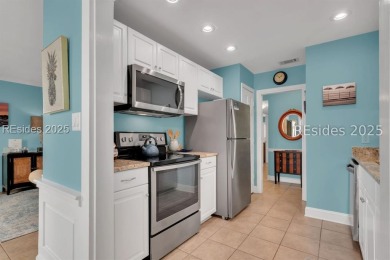 This highly sought-after Cutter Court Penthouse in the heart of on Harbour Town Golf Links in South Carolina - for sale on GolfHomes.com, golf home, golf lot