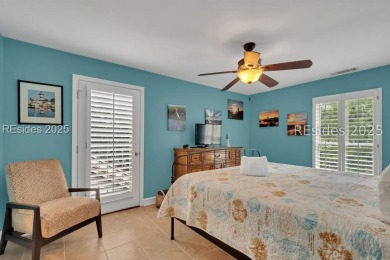 This highly sought-after Cutter Court Penthouse in the heart of on Harbour Town Golf Links in South Carolina - for sale on GolfHomes.com, golf home, golf lot