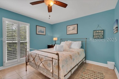 This highly sought-after Cutter Court Penthouse in the heart of on Harbour Town Golf Links in South Carolina - for sale on GolfHomes.com, golf home, golf lot