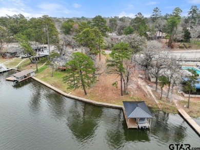 WATERFRONT LOT!! This waterfront lot is something we do not see on Hide-A-Way Lake Golf Course in Texas - for sale on GolfHomes.com, golf home, golf lot