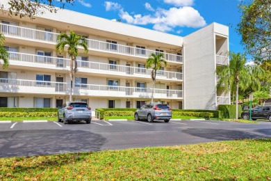 PRICED TO SELL! Enjoy this 2 bedroom lakefront condo with large on Poinciana Golf Club in Florida - for sale on GolfHomes.com, golf home, golf lot