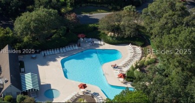 This highly sought-after Cutter Court Penthouse in the heart of on Harbour Town Golf Links in South Carolina - for sale on GolfHomes.com, golf home, golf lot