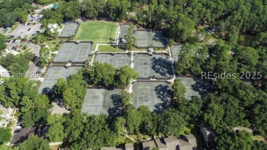 This highly sought-after Cutter Court Penthouse in the heart of on Harbour Town Golf Links in South Carolina - for sale on GolfHomes.com, golf home, golf lot