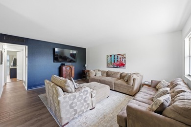 Don't miss this bright 2nd-floor true corner condo at the end of on Kings Point Golf -Flanders Way in Florida - for sale on GolfHomes.com, golf home, golf lot