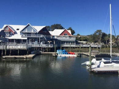 This highly sought-after Cutter Court Penthouse in the heart of on Harbour Town Golf Links in South Carolina - for sale on GolfHomes.com, golf home, golf lot