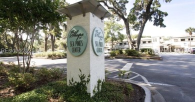 This highly sought-after Cutter Court Penthouse in the heart of on Harbour Town Golf Links in South Carolina - for sale on GolfHomes.com, golf home, golf lot