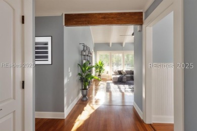 Welcome to this charming 2 bedroom, 2 bath end-unit villa on Sea Pines Golf and Resort  in South Carolina - for sale on GolfHomes.com, golf home, golf lot