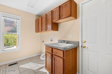 Beautiful One-Owner Home in Desirable Tanasi Neighborhood - on Tanasi Golf Course in Tennessee - for sale on GolfHomes.com, golf home, golf lot