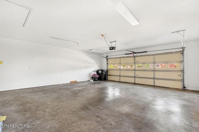 Beautiful One-Owner Home in Desirable Tanasi Neighborhood - on Tanasi Golf Course in Tennessee - for sale on GolfHomes.com, golf home, golf lot