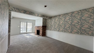 Four-bedroom, two-and-a-half-bath Colonial-style condominium in on Tanglewood National Golf Club in Ohio - for sale on GolfHomes.com, golf home, golf lot