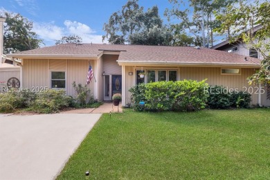 DON'T MISS THIS GREAT VALUE IN SEA PINES! Tucked along the 15th on Sea Pines Country Club in South Carolina - for sale on GolfHomes.com, golf home, golf lot