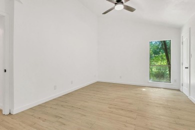 Welcome to this charming 2-bedroom, 2-bathroom home nestled in on Hide-A-Way Lake Golf Course in Texas - for sale on GolfHomes.com, golf home, golf lot