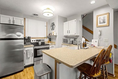 Beautifully upgraded and exceptionally well-maintained Spring on Eagle Ridge Inn and Resort in Illinois - for sale on GolfHomes.com, golf home, golf lot