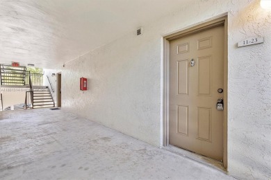 Lovely 1 bedroom, 1 bathroom apartment located in the desirable on Orangebrook Golf and Country Club in Florida - for sale on GolfHomes.com, golf home, golf lot