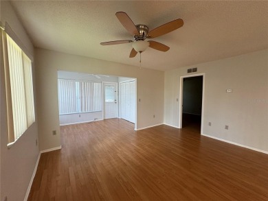 ***NEW ROOF*** installed January 2025. Attractive END unit with on Innisbrook Resort and Golf Club in Florida - for sale on GolfHomes.com, golf home, golf lot