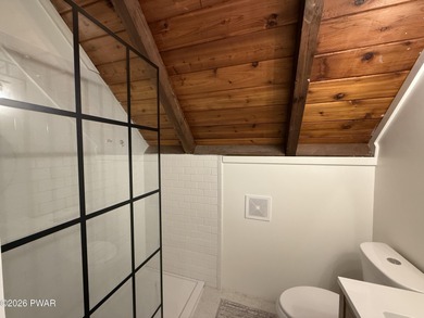 Like New Modern Chalet with 4 Bedrooms and 2 Full Bathrooms in on The Hideout Golf in Pennsylvania - for sale on GolfHomes.com, golf home, golf lot