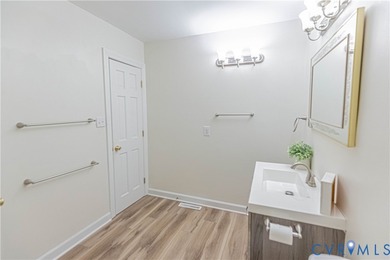 **ASSUMABLE LOAN***Welcome to Lakeside Living! This Stately on Pendleton Golf Club in Virginia - for sale on GolfHomes.com, golf home, golf lot