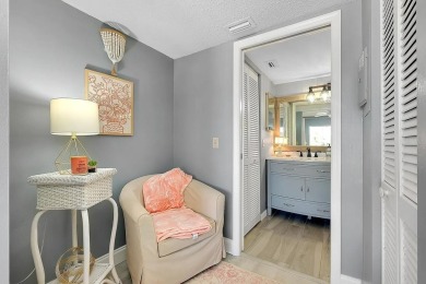 Welcome to this beautifully maintained second-floor condo in the on Plantation Golf and Country Club in Florida - for sale on GolfHomes.com, golf home, golf lot