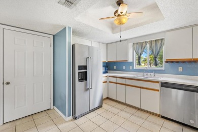 3/2 DOGWOOD WITH A POOL & 4 PERSON HOT TUB!  Located in the on The Links of Spruce Creek in Florida - for sale on GolfHomes.com, golf home, golf lot