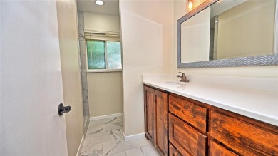 LAKE HOME - Welcome to this spacious 2 story, 5 bedroom, 3.5 on Twisted Oaks Golf Club in Texas - for sale on GolfHomes.com, golf home, golf lot