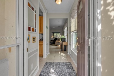Charming and move-in ready! This immaculate 3BA/2BA (or 2BD + on Hidden Cypress Golf Club in South Carolina - for sale on GolfHomes.com, golf home, golf lot