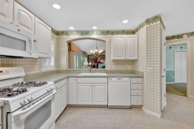 WONDERFUL TURNKEY BLOCK and STUCCO 2/2 Beauregard Courtyard on The Links of Spruce Creek in Florida - for sale on GolfHomes.com, golf home, golf lot