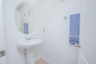 Beautifully Home in Southern Pines! This spacious 4-bedroom, 2 on Royal St. Cloud Golf Links in Florida - for sale on GolfHomes.com, golf home, golf lot