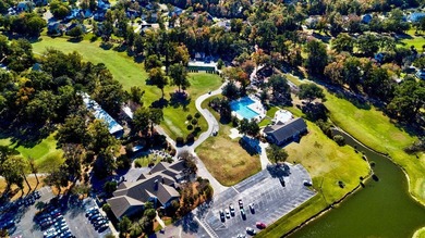 Come say hello to 190 Droos Way and goodbye to your search. This on Shadowmoss Plantation Golf Club in South Carolina - for sale on GolfHomes.com, golf home, golf lot