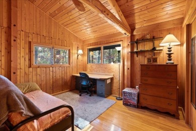 Stunning Contemporary log home, private lot backing up to wooded on Woodstone Meadows Golf Course At Massanutten in Virginia - for sale on GolfHomes.com, golf home, golf lot