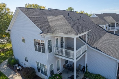 Spacious 2-Bed, 2-Bath top floor condo in Prestigious Aberdeen on The Course at Aberdeen in Indiana - for sale on GolfHomes.com, golf home, golf lot