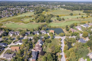 Spacious 2-Bed, 2-Bath top floor condo in Prestigious Aberdeen on The Course at Aberdeen in Indiana - for sale on GolfHomes.com, golf home, golf lot