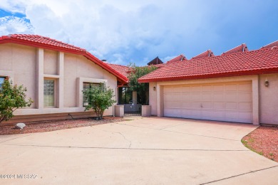 LOCATION LOCATION LOCATION! This GOLF COURSE BEAUTY features on Pueblo Del Sol Country Club in Arizona - for sale on GolfHomes.com, golf home, golf lot