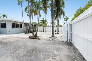 Prime location in the sought-after Hollywood Lakes and Country on Hollywood Beach Golf and Country Club in Florida - for sale on GolfHomes.com, golf home, golf lot