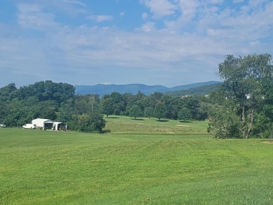 WELCOME HOME to this ideal Salem location overlooking the Salem on Salem Golf Course in Virginia - for sale on GolfHomes.com, golf home, golf lot