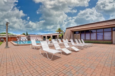 Sellers are Motivated!! This wonderful home is located in the 55 on Sabal Trace Golf and Country Club in Florida - for sale on GolfHomes.com, golf home, golf lot