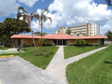 Under contract-accepting backup offers. Welcome to Ironwood on Pinebrook/Ironwood Golf Course in Florida - for sale on GolfHomes.com, golf home, golf lot