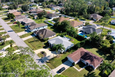 This beautiful and exceptionally clean three-bedroom on The Grand Club Cypress Course in Florida - for sale on GolfHomes.com, golf home, golf lot