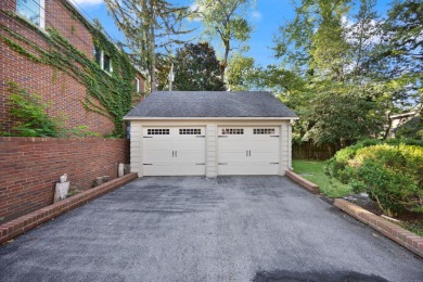 Welcome to your dream home in the highly sought-after Fairway on Idle Hour Country Club in Kentucky - for sale on GolfHomes.com, golf home, golf lot