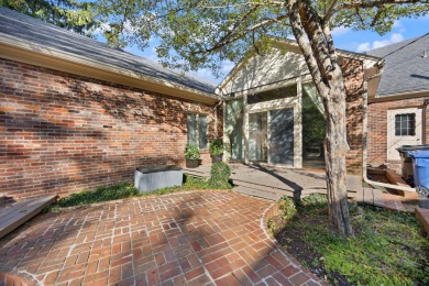 Welcome to your dream home in the highly sought-after Fairway on Idle Hour Country Club in Kentucky - for sale on GolfHomes.com, golf home, golf lot