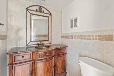 Rare King Model 3BD/2.5BA in Palm Aire! This spacious 2,100 sq on Palm-Aire Country Club and Resort - The Oaks in Florida - for sale on GolfHomes.com, golf home, golf lot