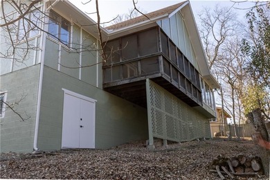 This completely remodeled 3-bedroom, 2-bath home offers modern on Bella Vista Country Club and Golf Course in Arkansas - for sale on GolfHomes.com, golf home, golf lot