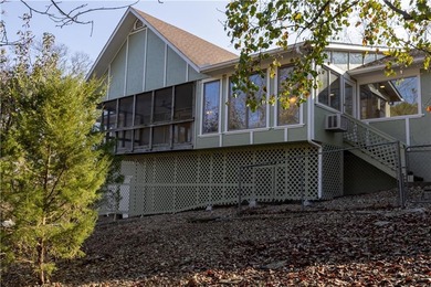 This completely remodeled 3-bedroom, 2-bath home offers modern on Bella Vista Country Club and Golf Course in Arkansas - for sale on GolfHomes.com, golf home, golf lot