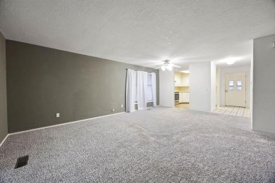 This charming and updated 2-bedroom, 2-bath townhome on Lake on Bella Vista Country Club - Berksdale in Arkansas - for sale on GolfHomes.com, golf home, golf lot